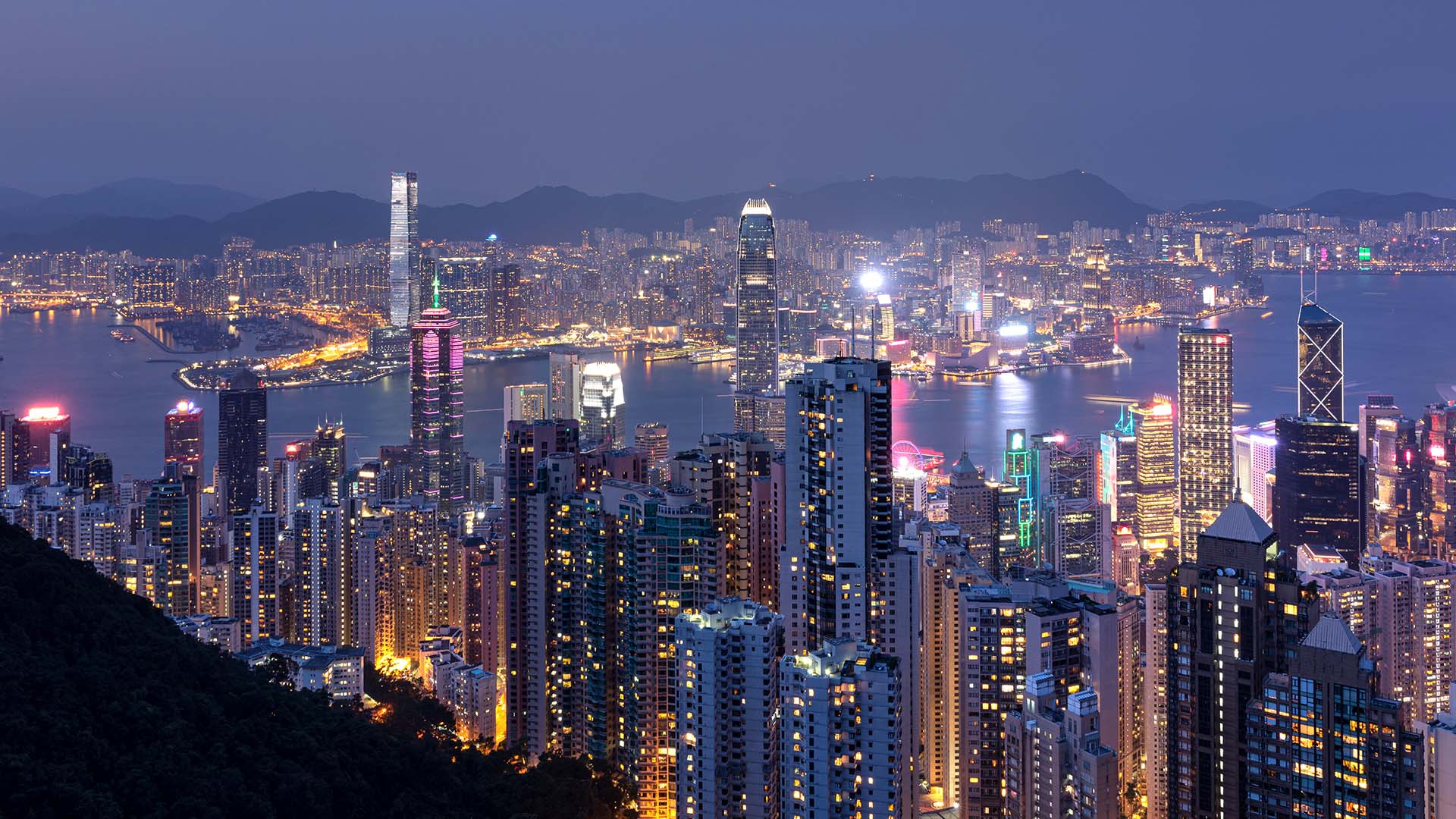 香港夜景深度遊:感受璀璨城市魅力